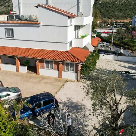 Aktea *
