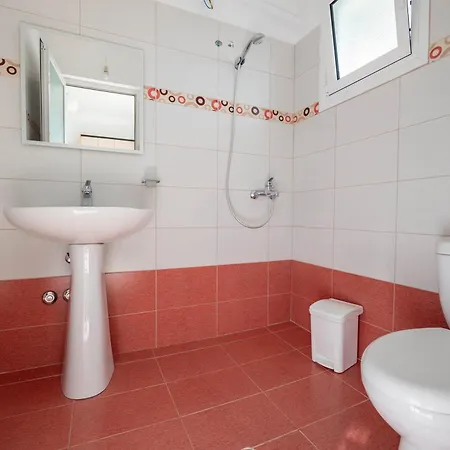 Aktea Apartment *