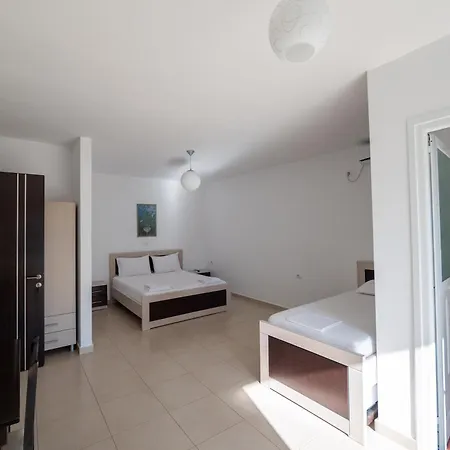 Aktea Apartment *