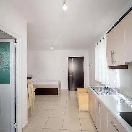 Aktea Apartment Ksamil