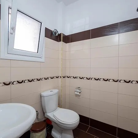Aktea Apartment *